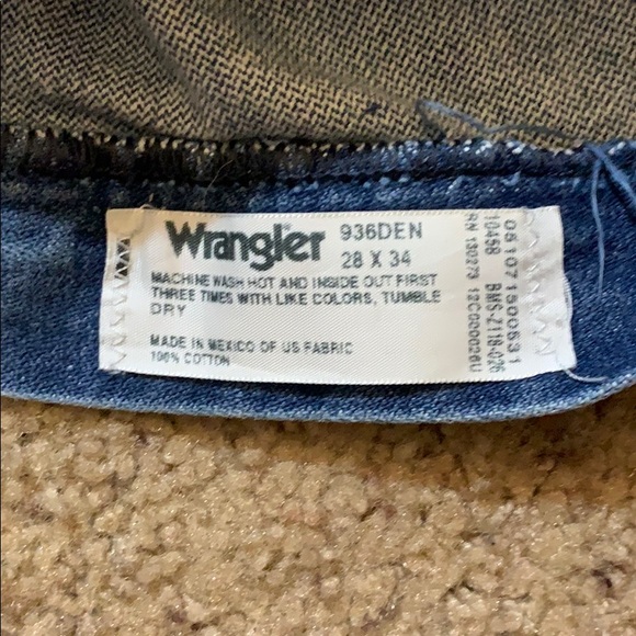 Wrangler Jean Shorts - Picture 3 of 4